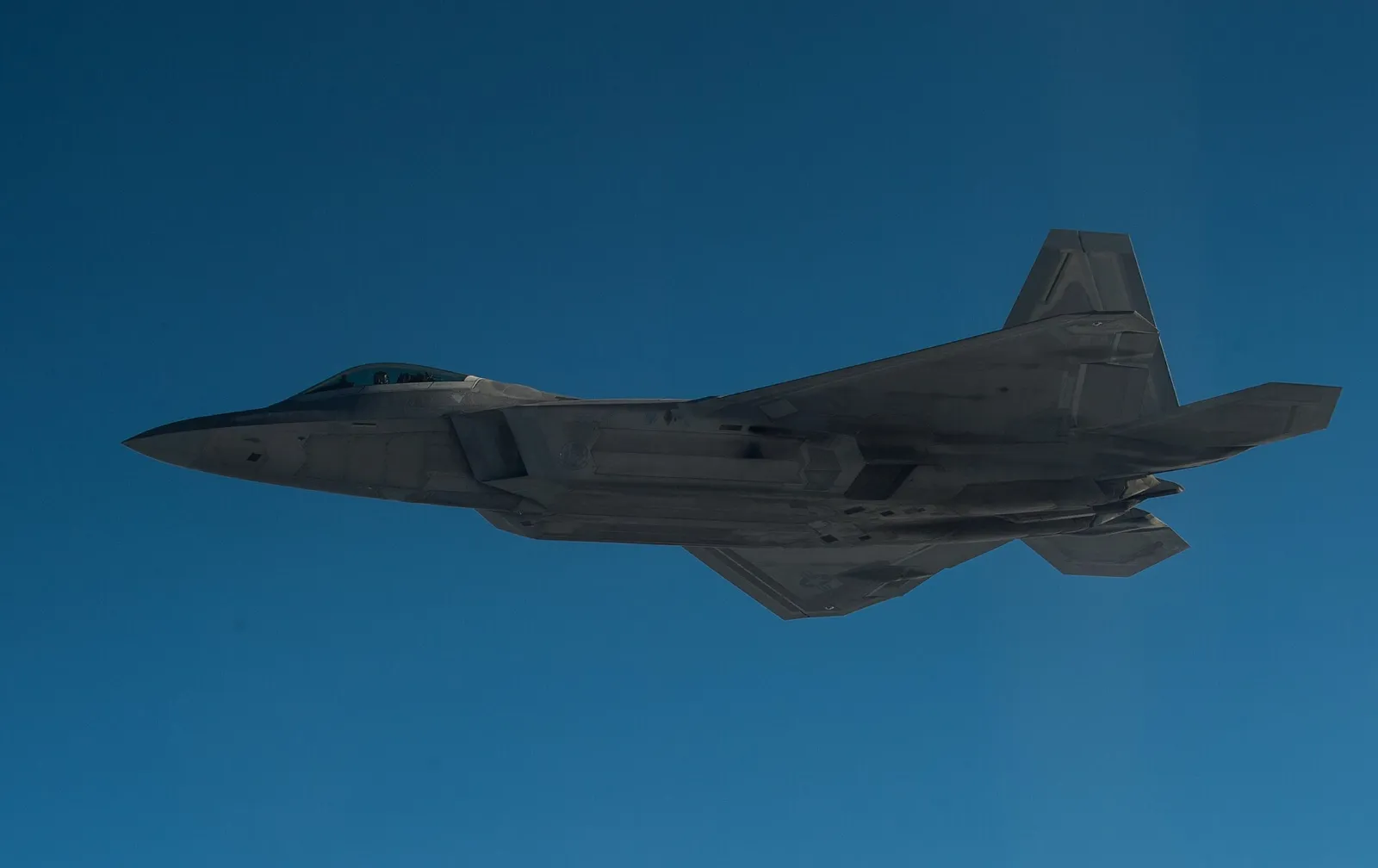 La France lance seule son avion de combat, le Rafale F5, pour 2034